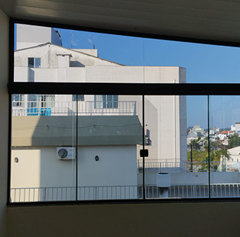 Porta e Janela de Vidro